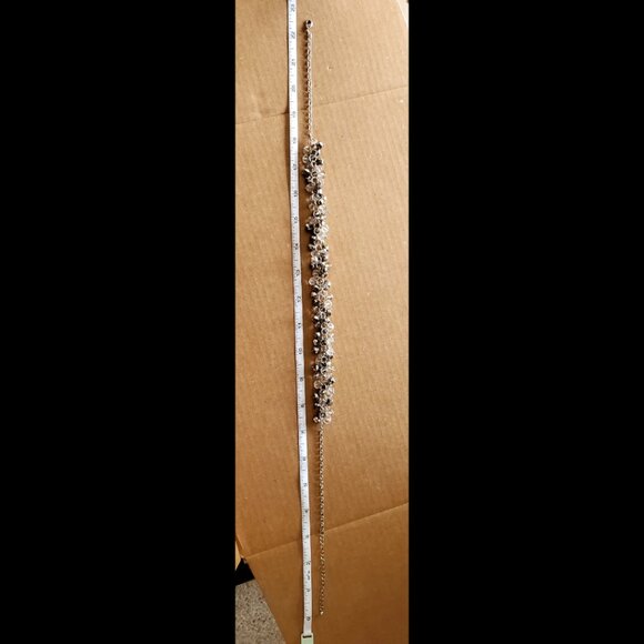 Gray Clear Beaded Necklace - Picture 8 of 9